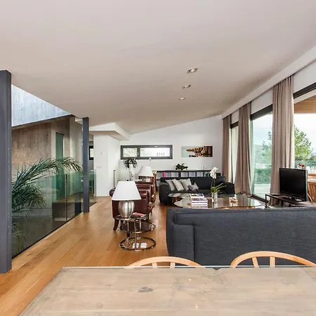 فيلة Puerto Deluxe 2 *