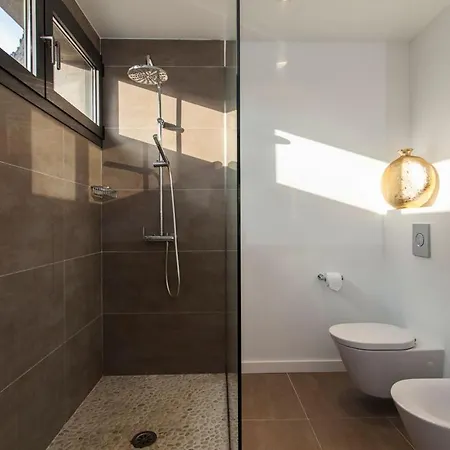 فيلة Puerto Deluxe 2 *